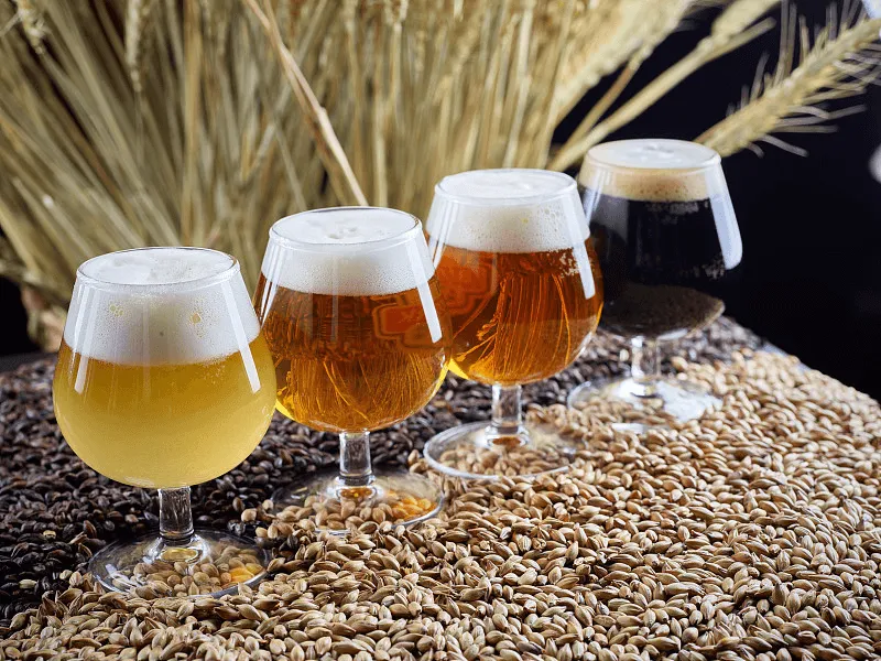 The difference between industrial beer and craft beer 1 craft beer